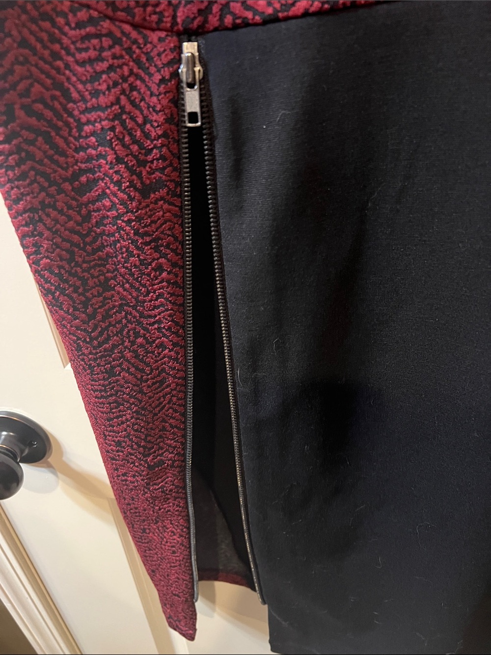 Red Pattern and Black Colorblock Midi Dress - Picture 5 of 9